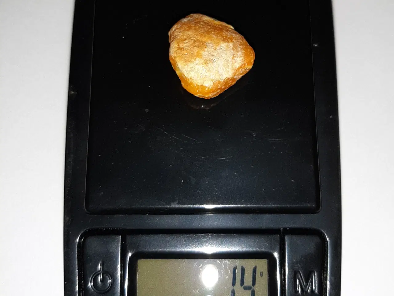 Billede 8 - Rav klumper 36 gram og 9 stk gevir.