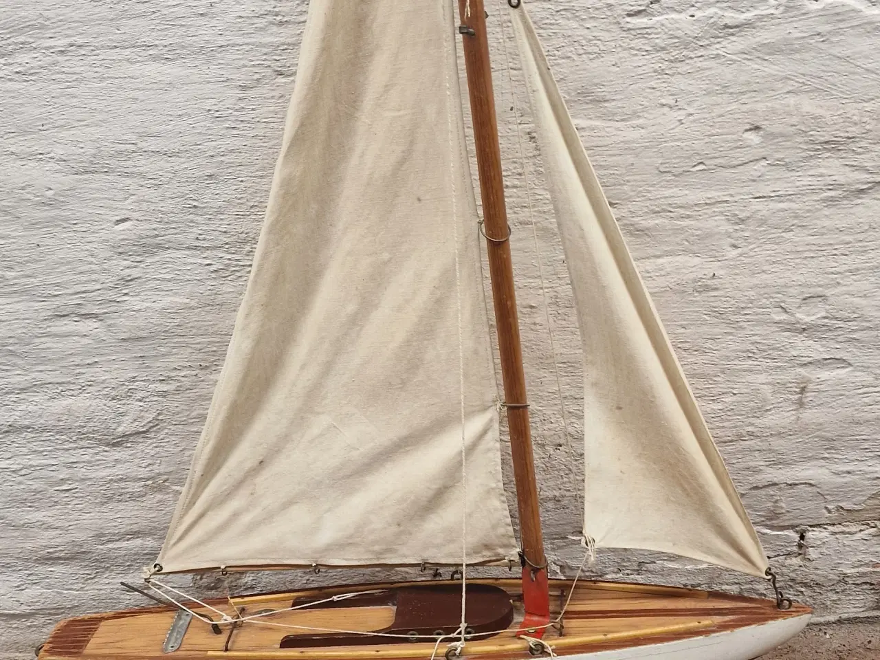 Billede 1 - Flot håndbygget modelsejlskib