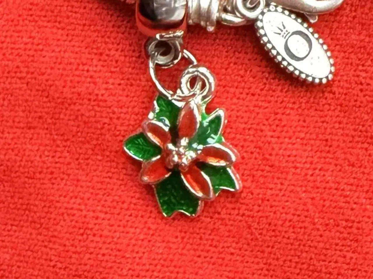 Billede 2 - Håndlavet vedhæng med julestjerne