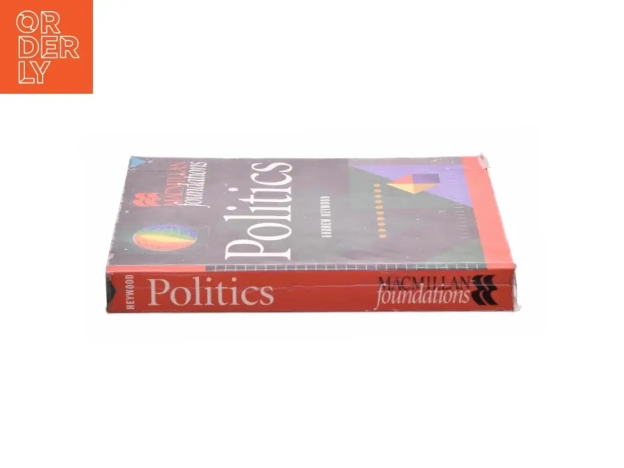 Billede 2 - Politics af Andrew Heywood (Bog)