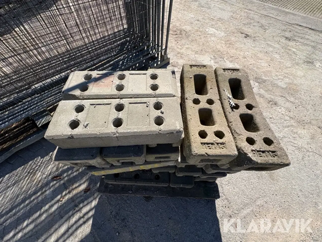 Billede 12 - Byggepladshegn 21 styk og fødder 32 styk