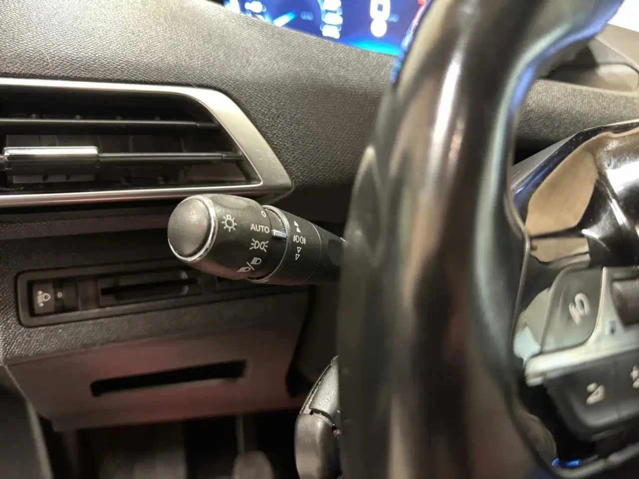 Billede 14 - Peugeot 3008 1,5 BlueHDi 130 Allure