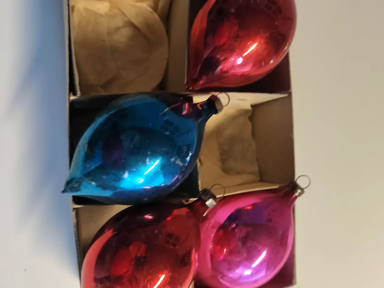 Billede 4 - Gamle Glas julekugler dråber