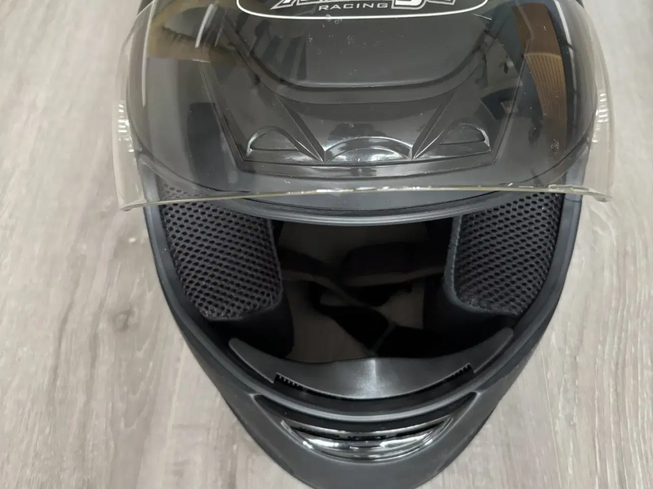 Billede 3 - Komplett motorcykeludstyr – hjelm, jakke & bukser 