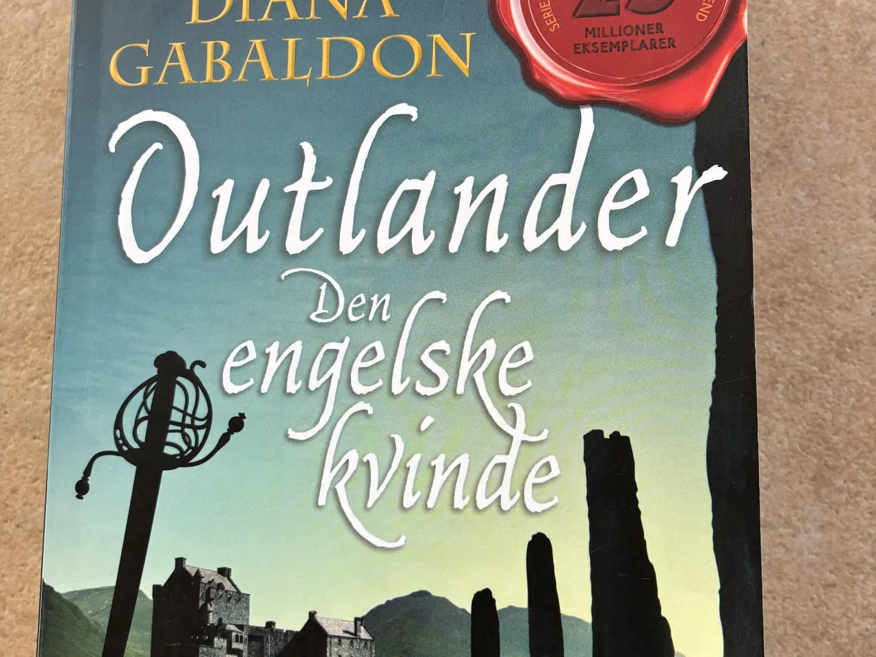 Billede 1 - Outlander Den engelske kvinde bog 
