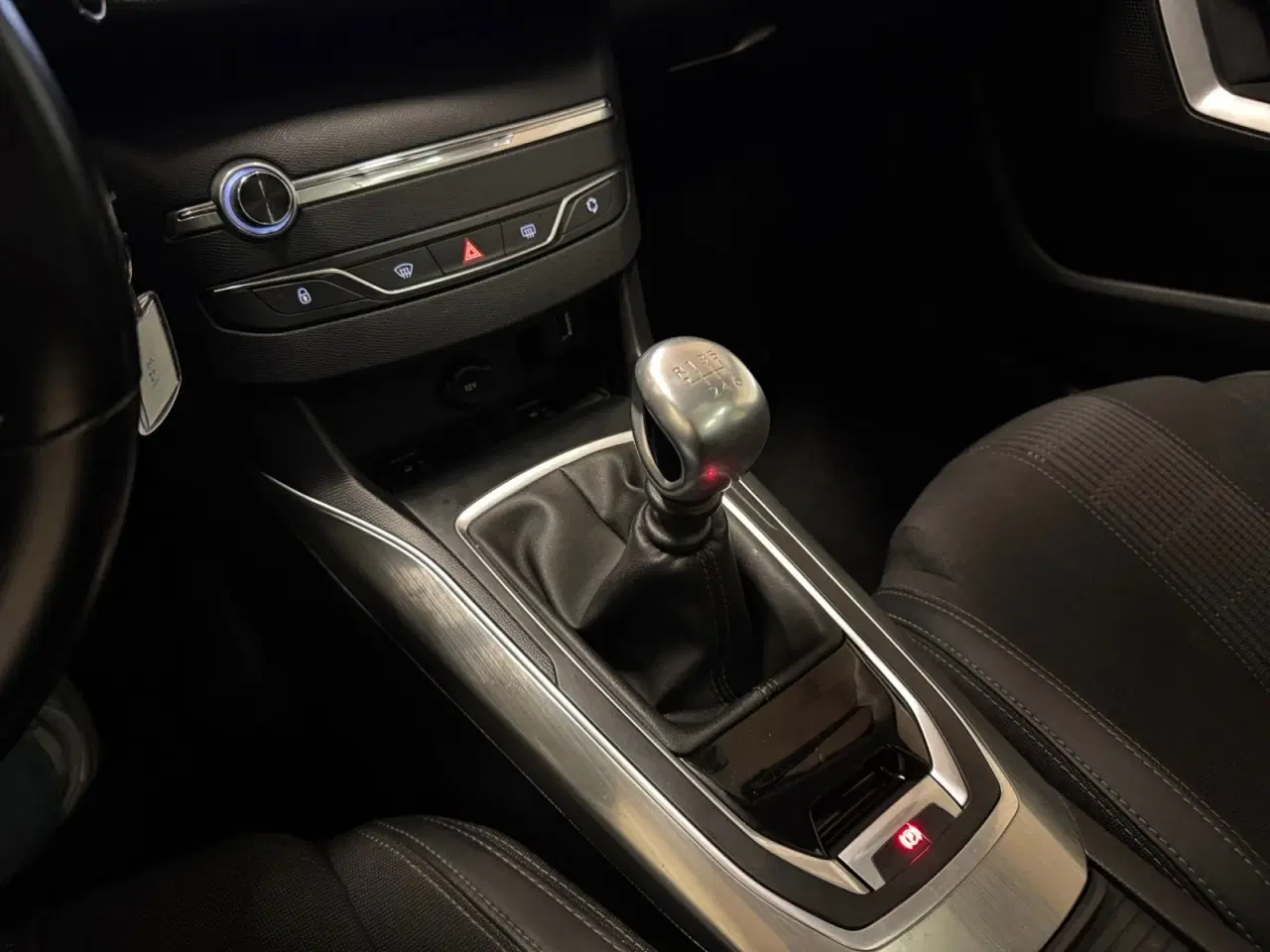 Billede 12 - Peugeot 308 1,5 BlueHDi 130 Allure Sky SW