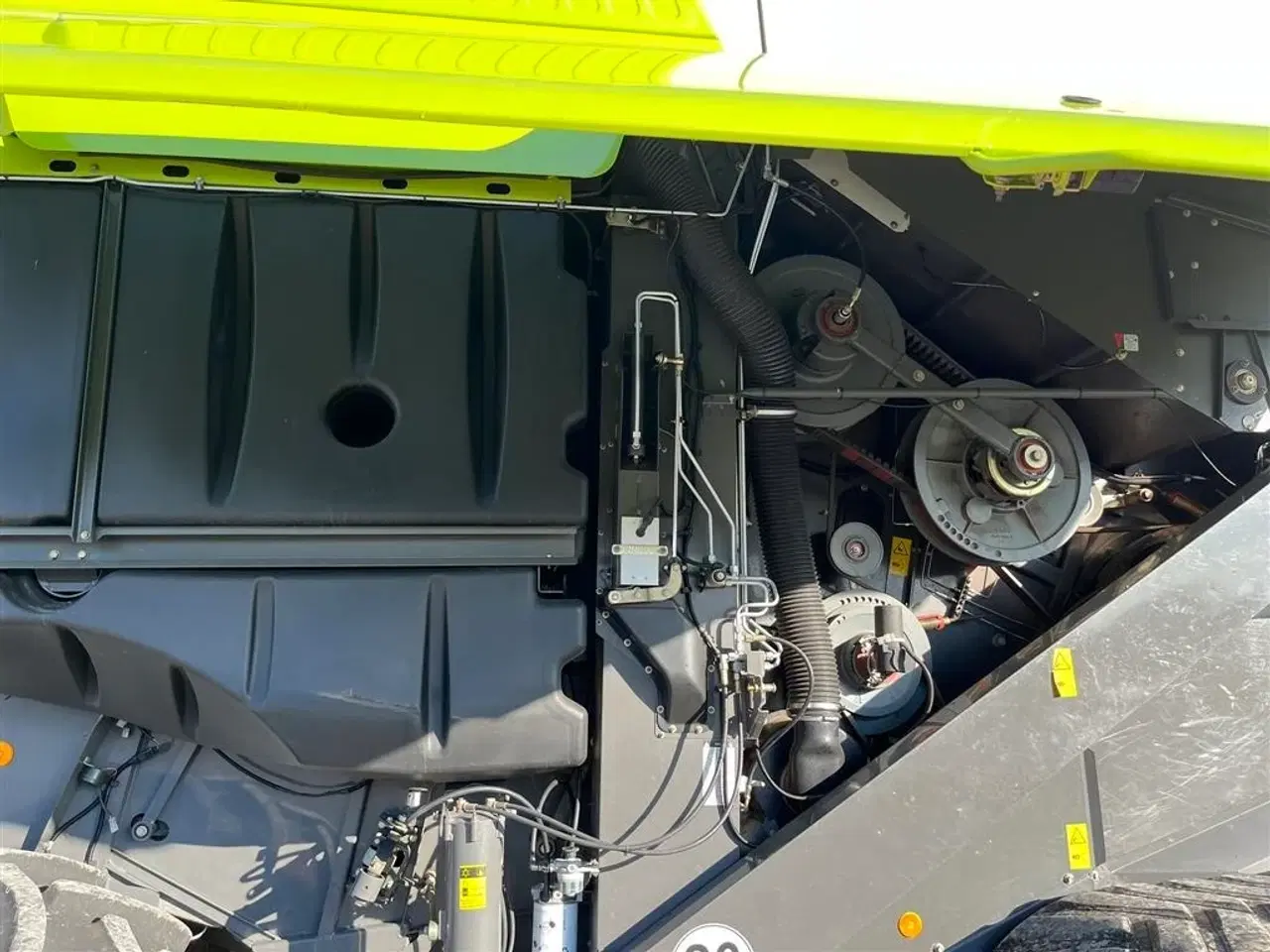Billede 22 - CLAAS LEXION 760 TT APS HYBRID. TERRA TRAC og Incl. Vario V1200 Skærebord.