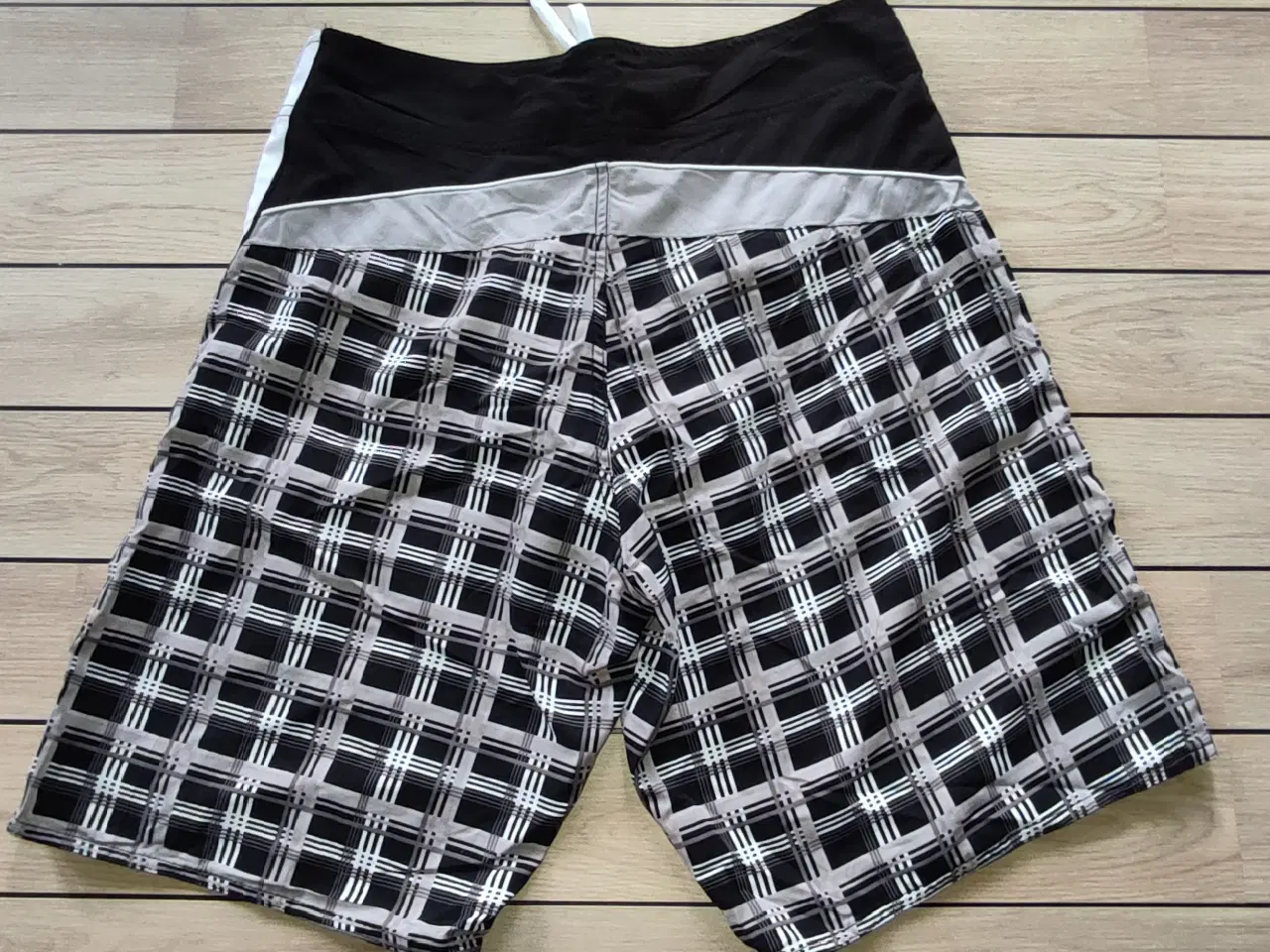 Billede 3 - Shorts, Raga Wear, str M, Samlet pris 100,-