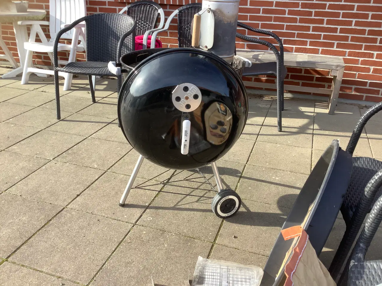 Billede 9 - Weber kul grill - 57 cm med tilbehør