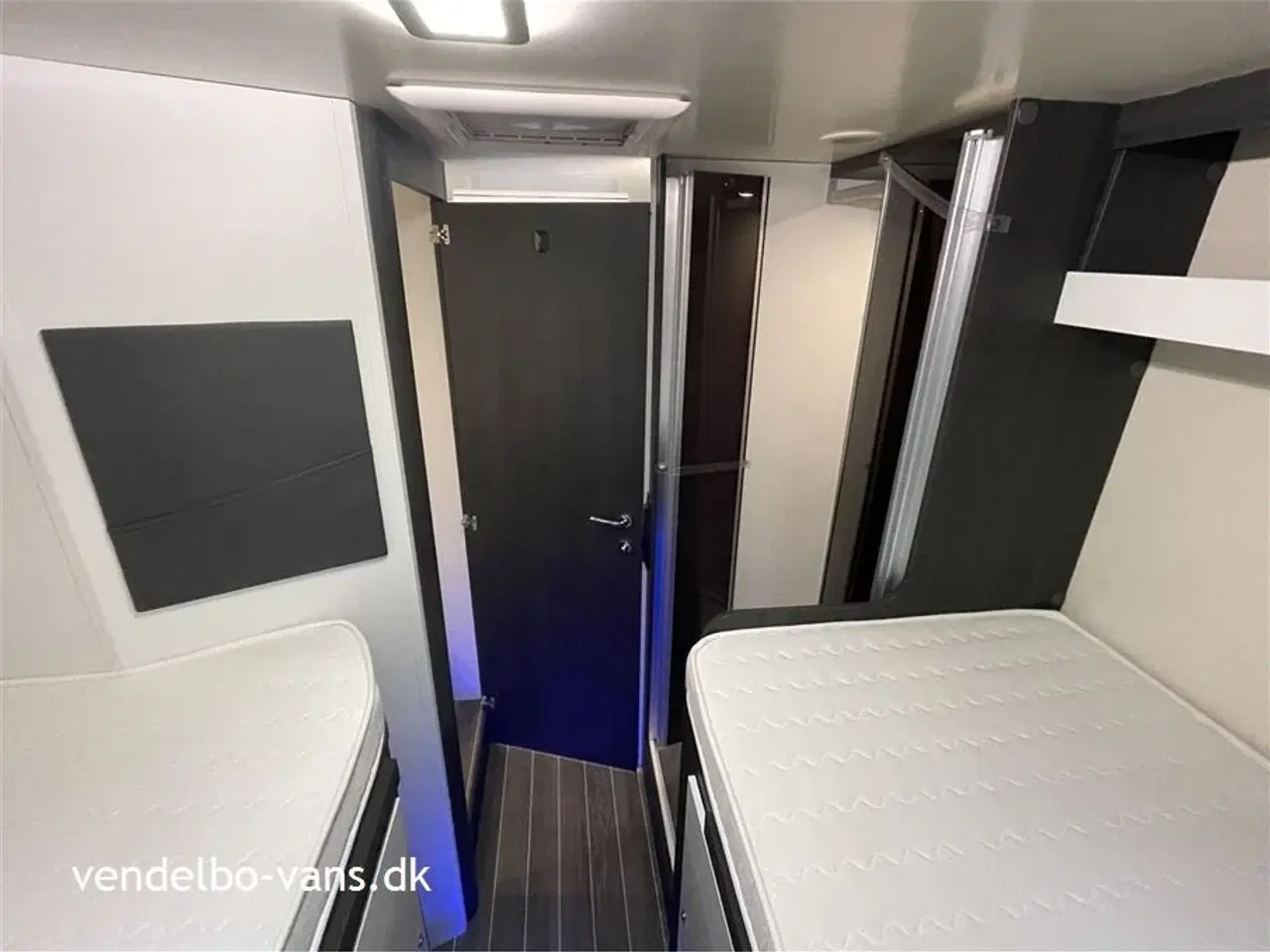 Billede 8 - 2021 - Rollerteam Kronos 287P   Enkeltsenge og face to face siddegruppe