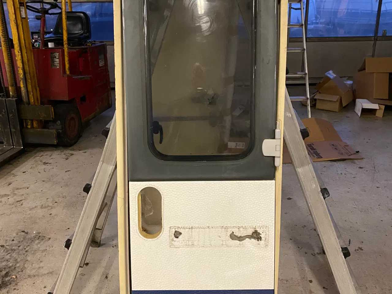 Billede 1 - Dør til Fendt campingvogn