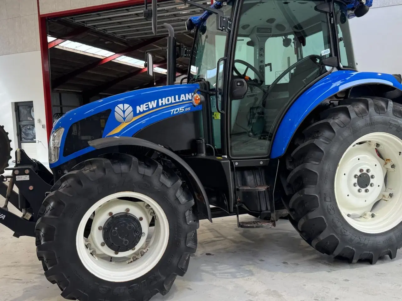 Billede 3 - New Holland TD5.85 KUN 150 TIMER OG AIRCON!