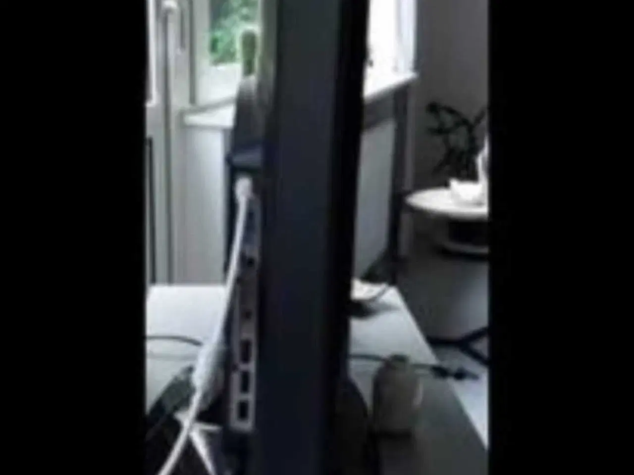 Billede 4 - SÆLGES: 40" JVC FHD LED TV inkl. Fjernbetjening. 