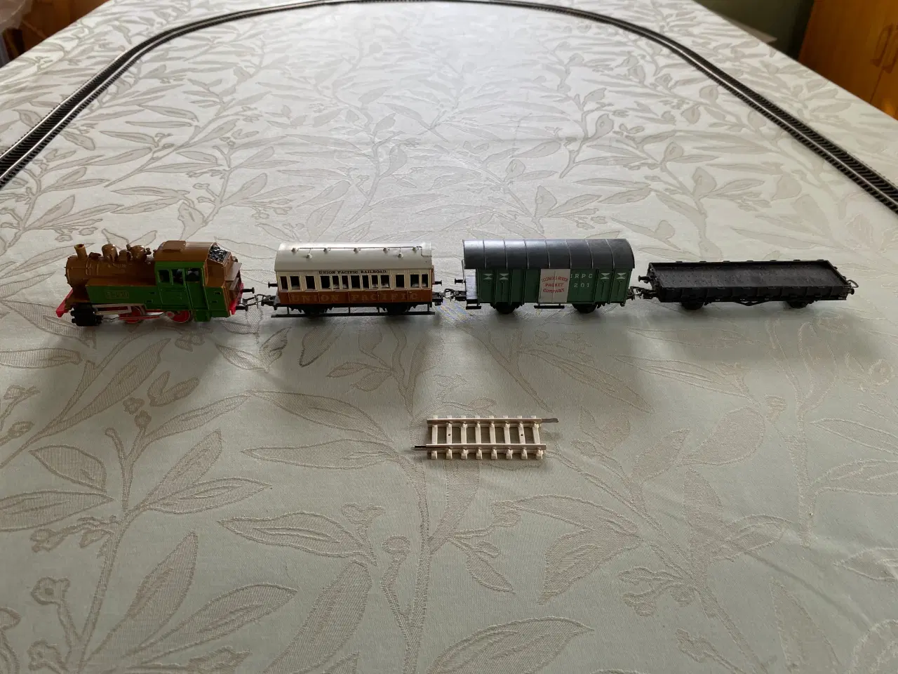 Billede 2 - ⭐️ Ældre Piko Junior elektrisk togbane – H0 (1:87)