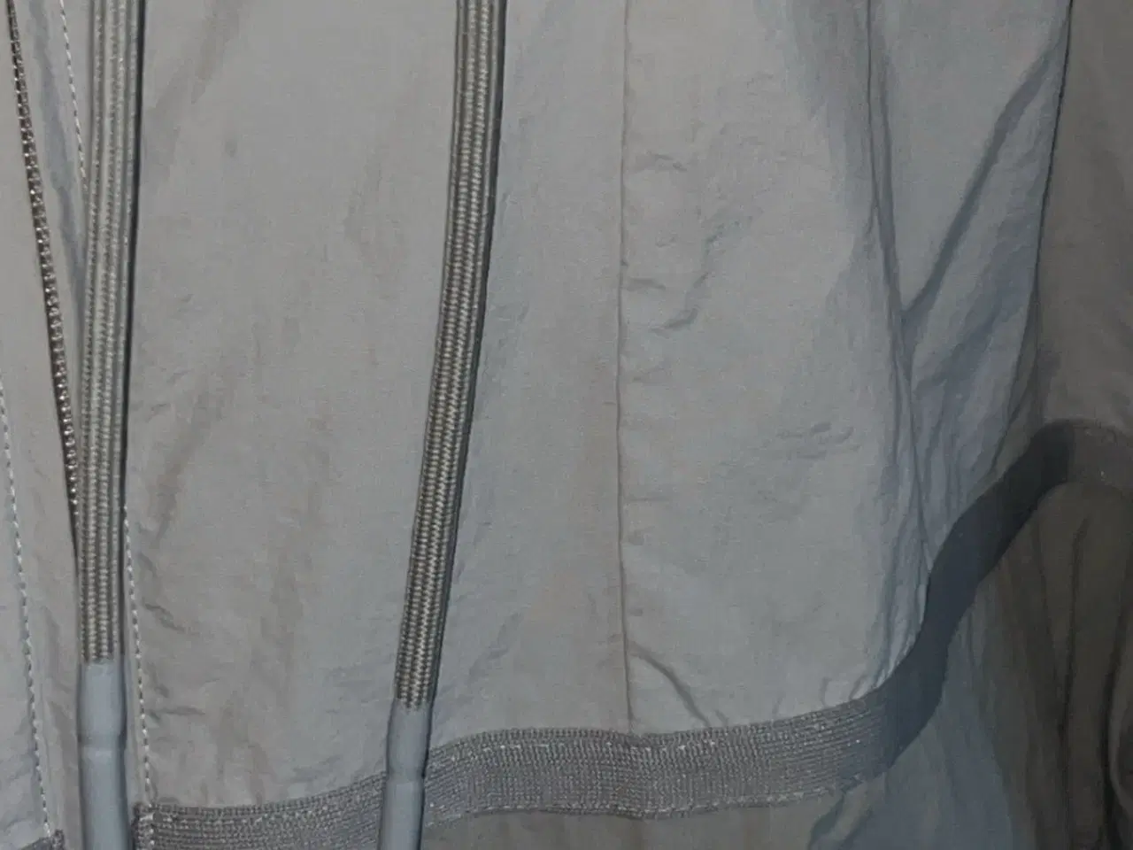 Billede 3 - New Balance windbreaker/vindjakke