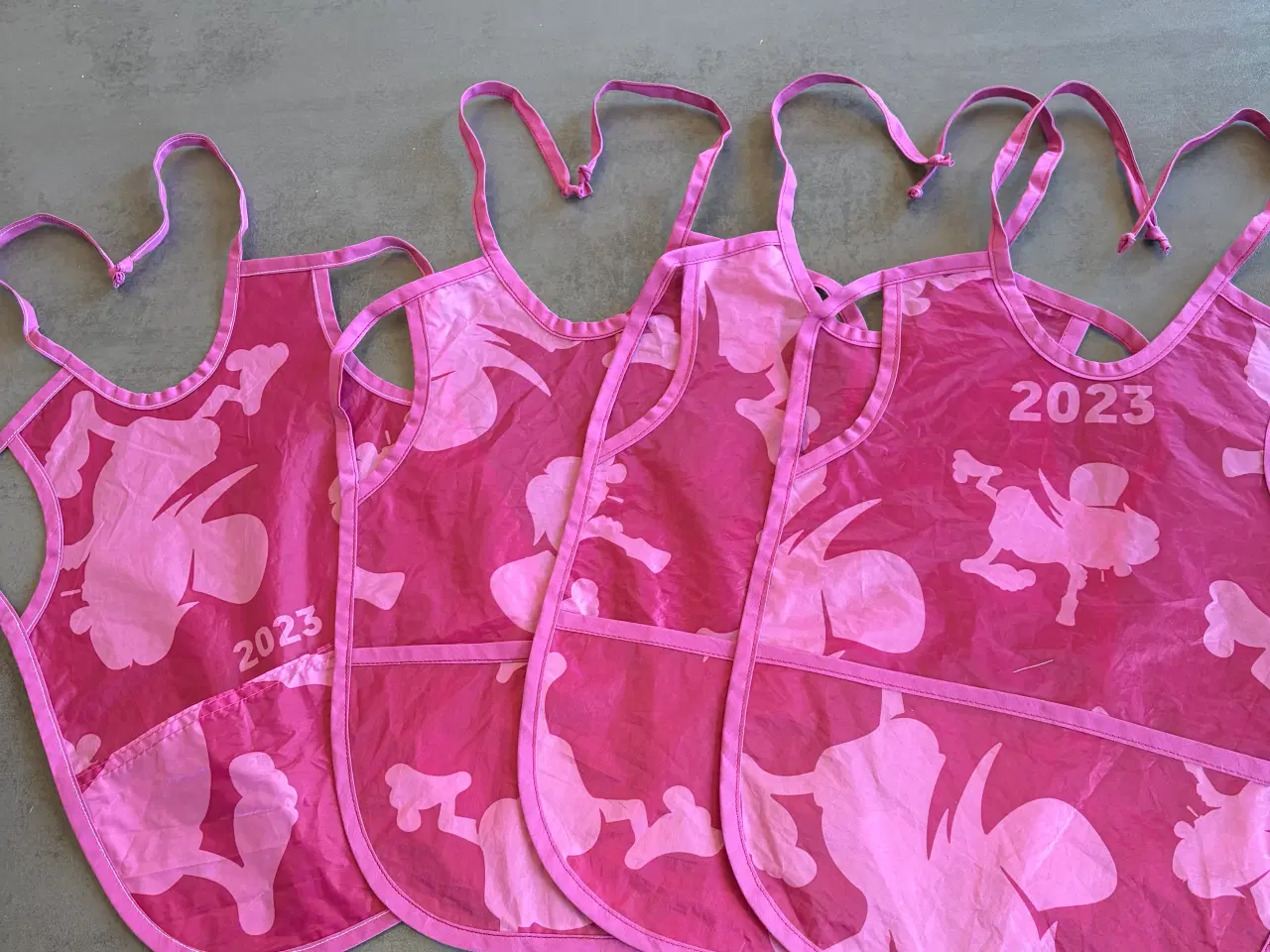 Billede 4 - Store spisesmække