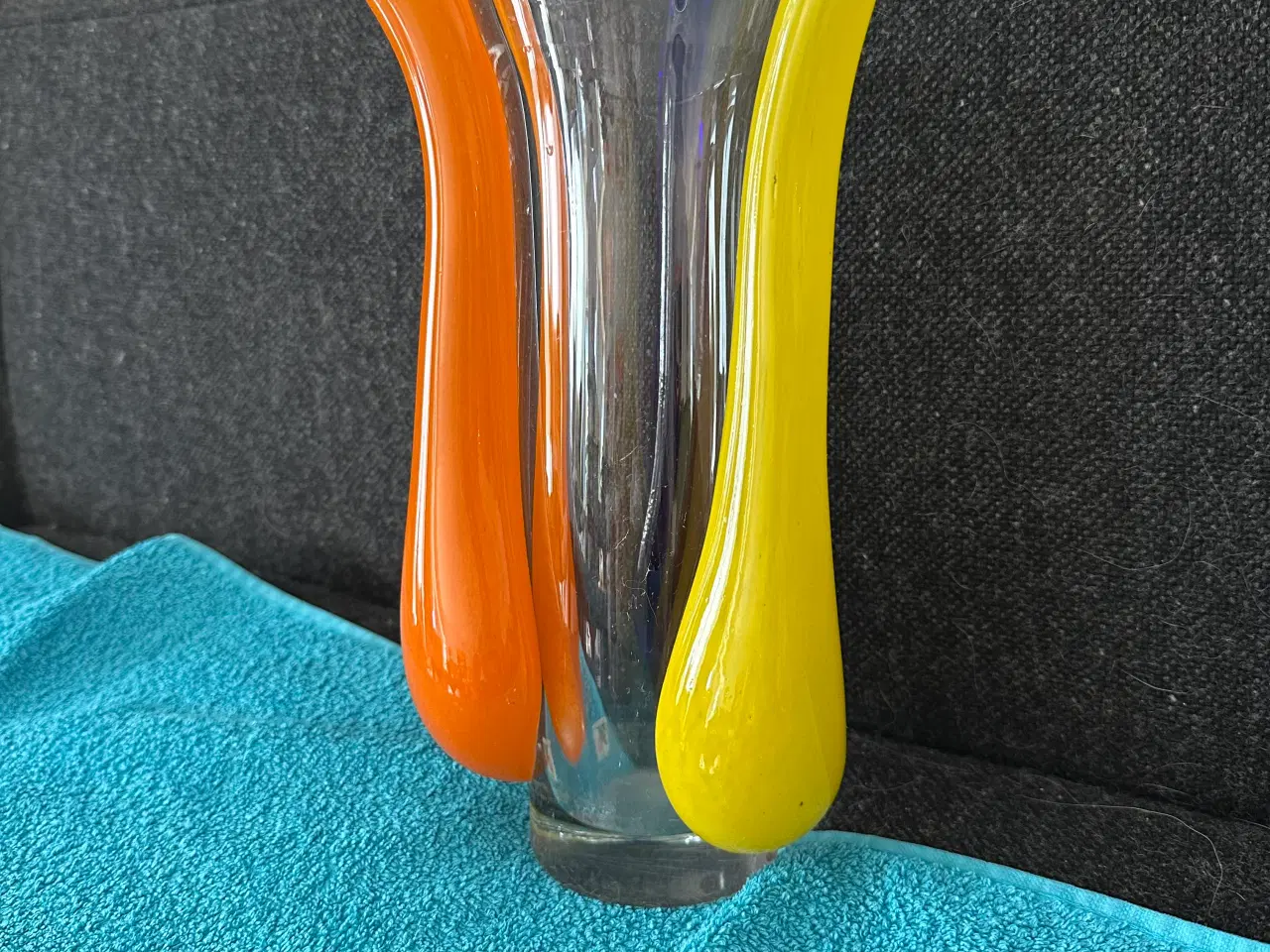 Billede 1 - Farvet glas vase 