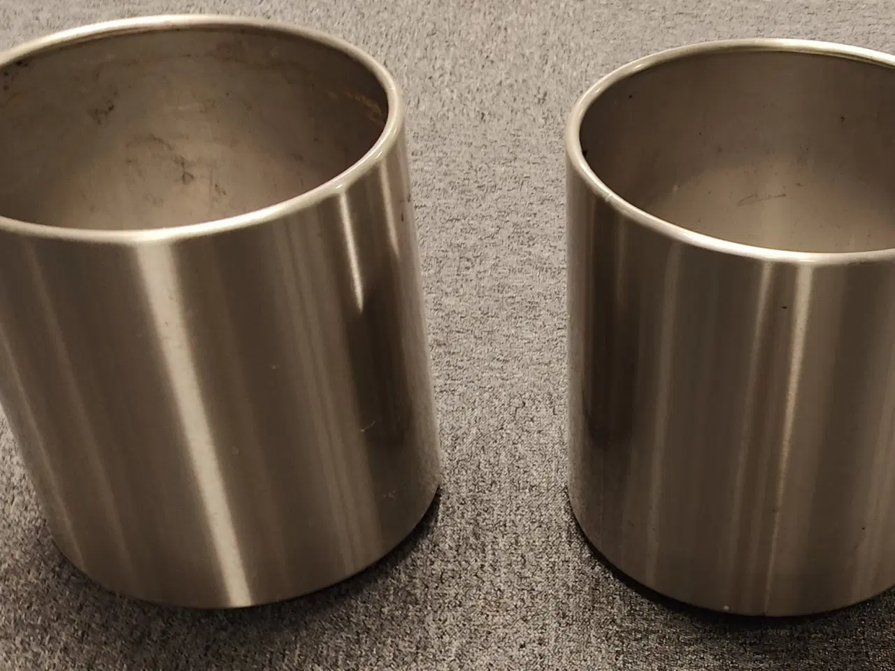 Billede 1 - 2 stk. Rustfri plantekrukker på hjul