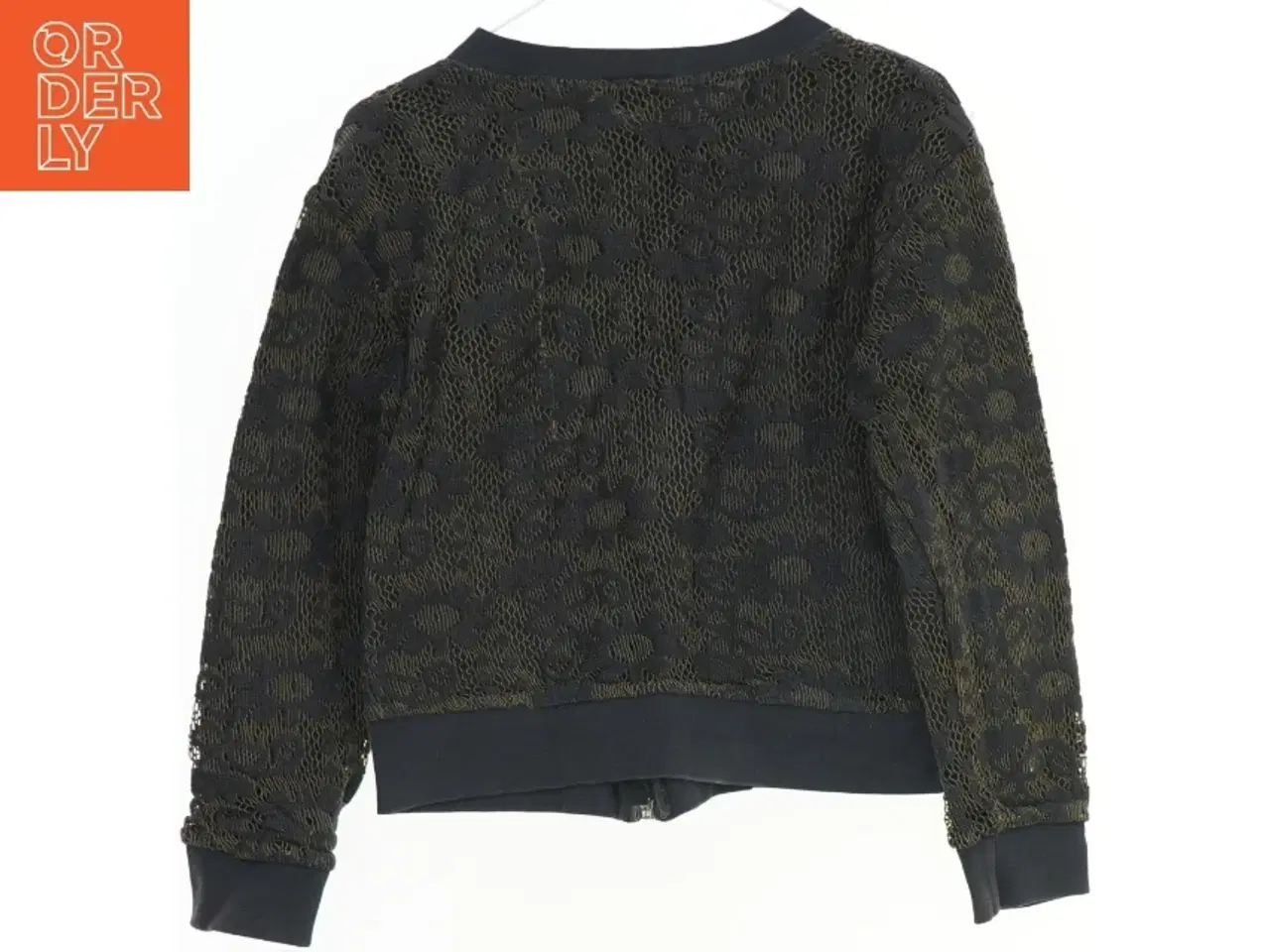 Billede 2 - Sort cardigan med blomster fra Royal Rebels (str. 122)