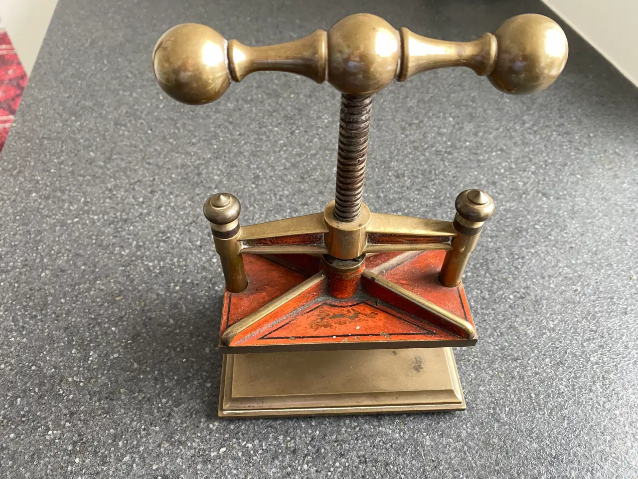 Billede 1 - Bogpresse