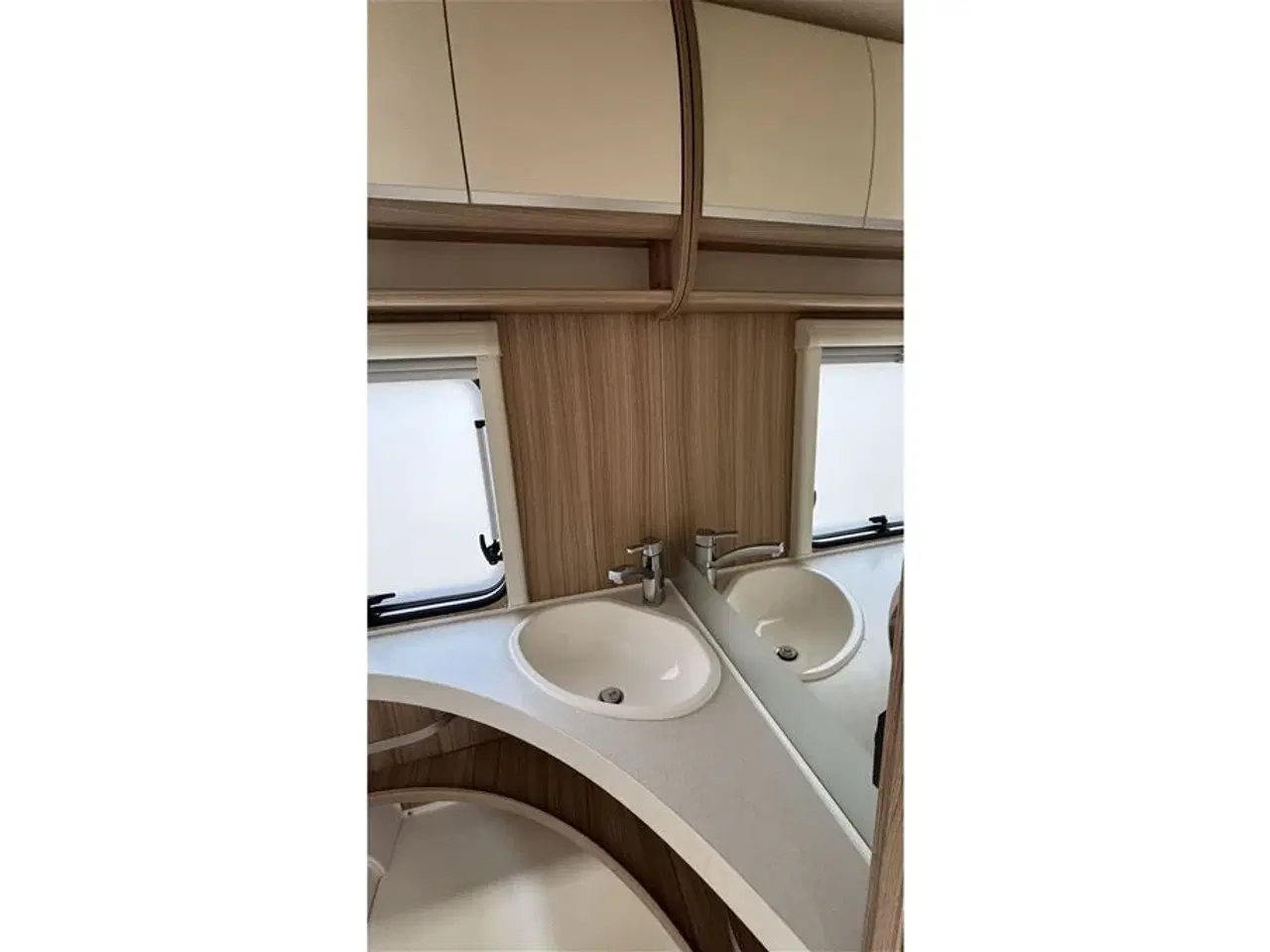 Billede 11 - 2020 - Fendt Bianco Activ 515 SGE   Pæn og velholdt campingvogn