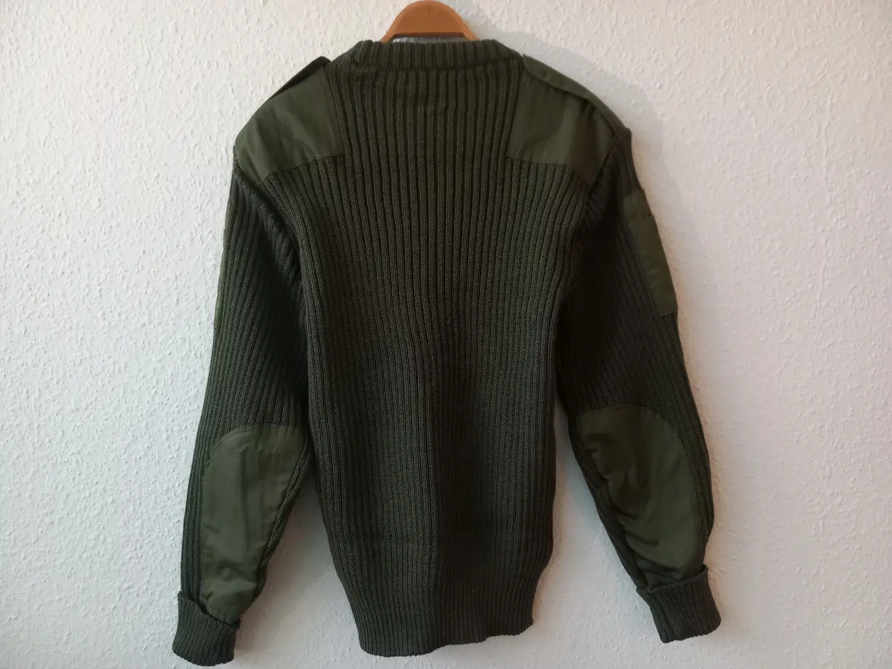Billede 2 - Sweater M/84 – str. L – ny/ubrugt - militær