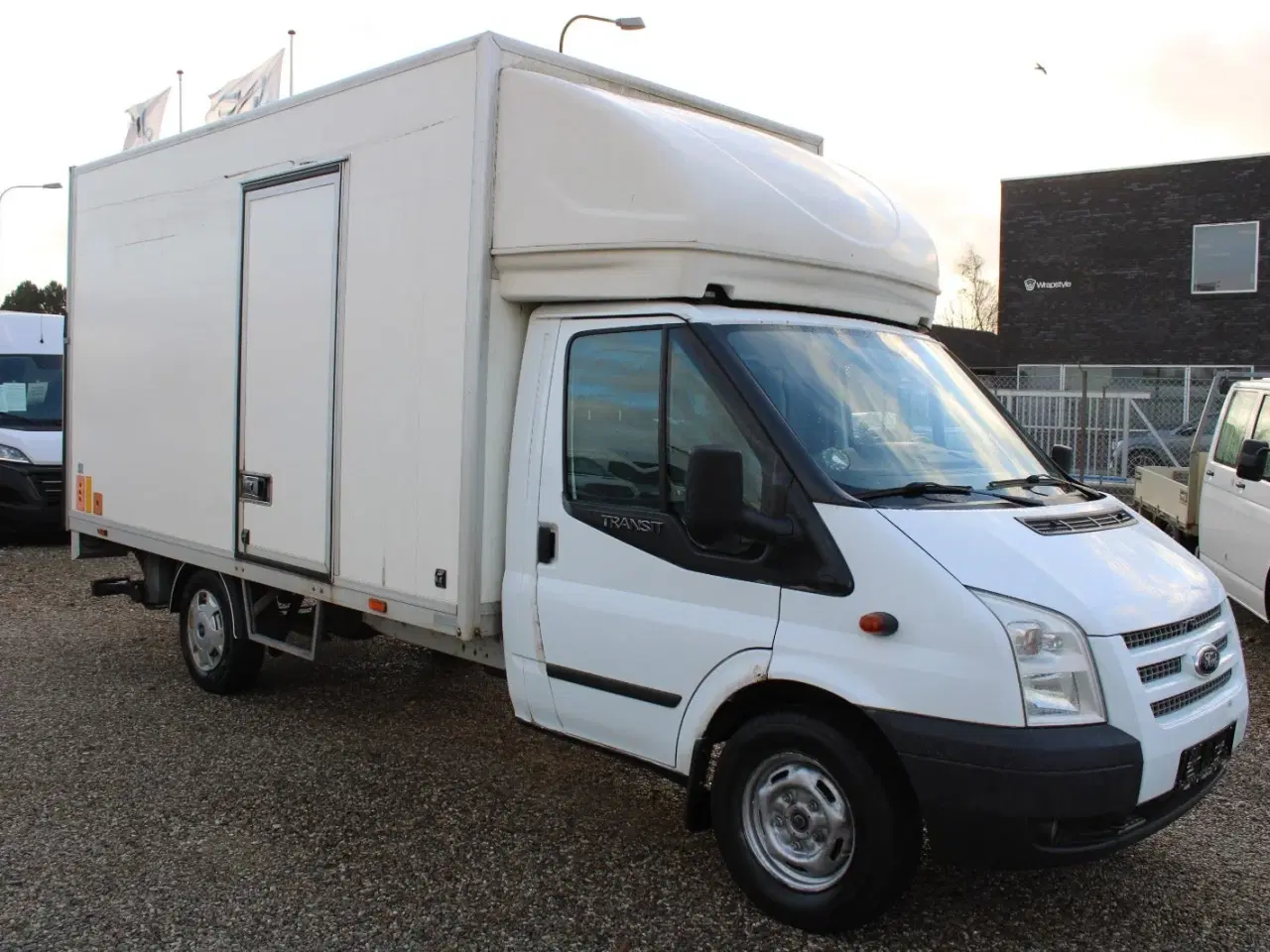 Billede 2 - Ford Transit 350LF Van 2,2 TDCi 155 Trend Alukasse