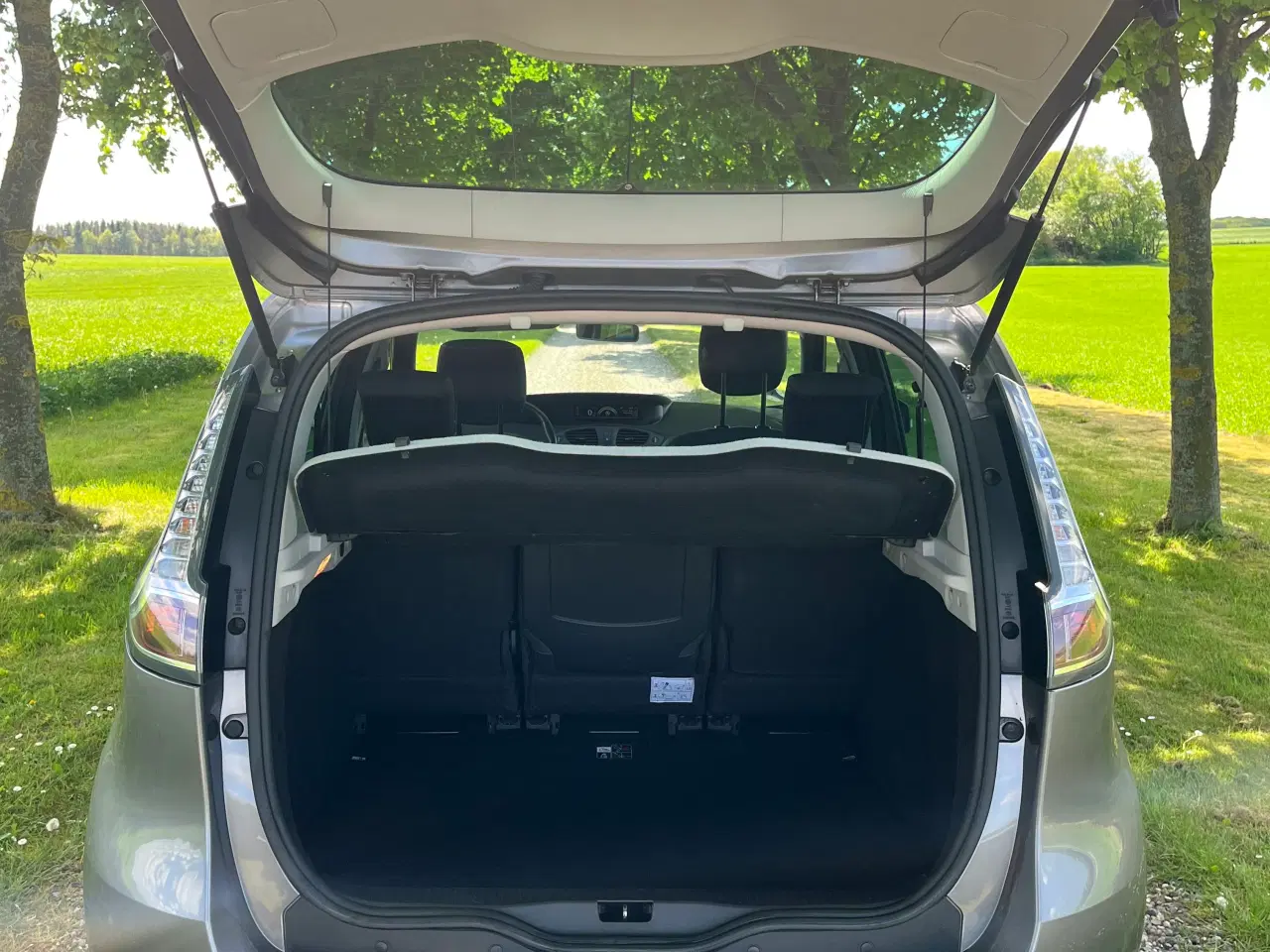 Billede 9 - Renault Scenic 1.5 DCi 110 HK 2015 Nysynet