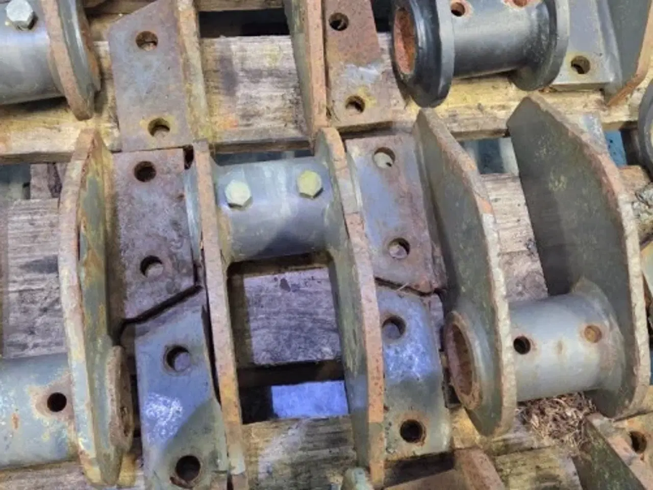 Billede 8 - New Holland B115C Dele til Pallegafler 87310374