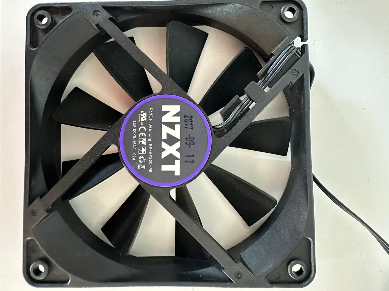 Billede 2 - 2x NZXT 120mm blæsere AF12C-RB