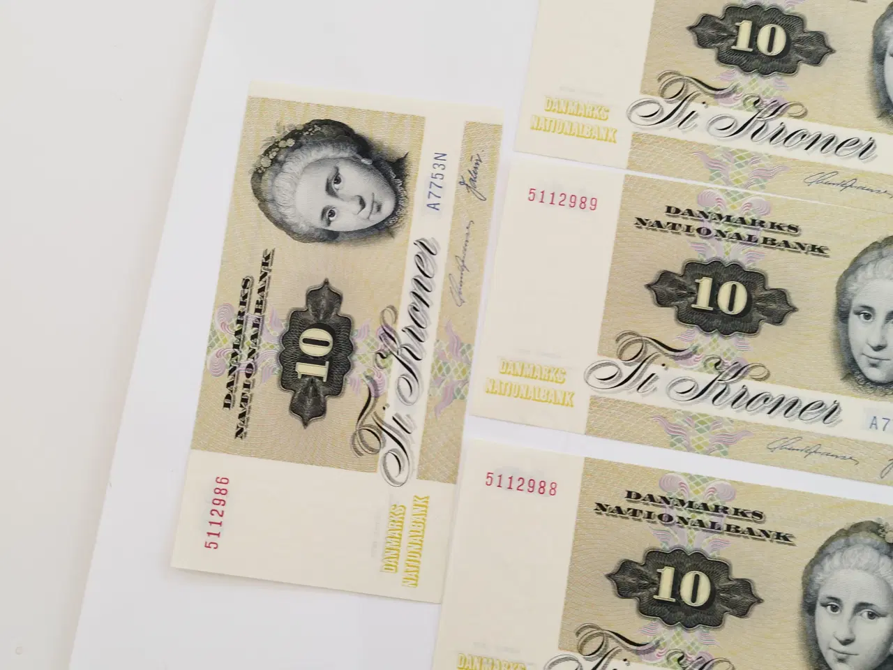 Billede 3 - Ti Kroner fra 1975. Bankfriske 