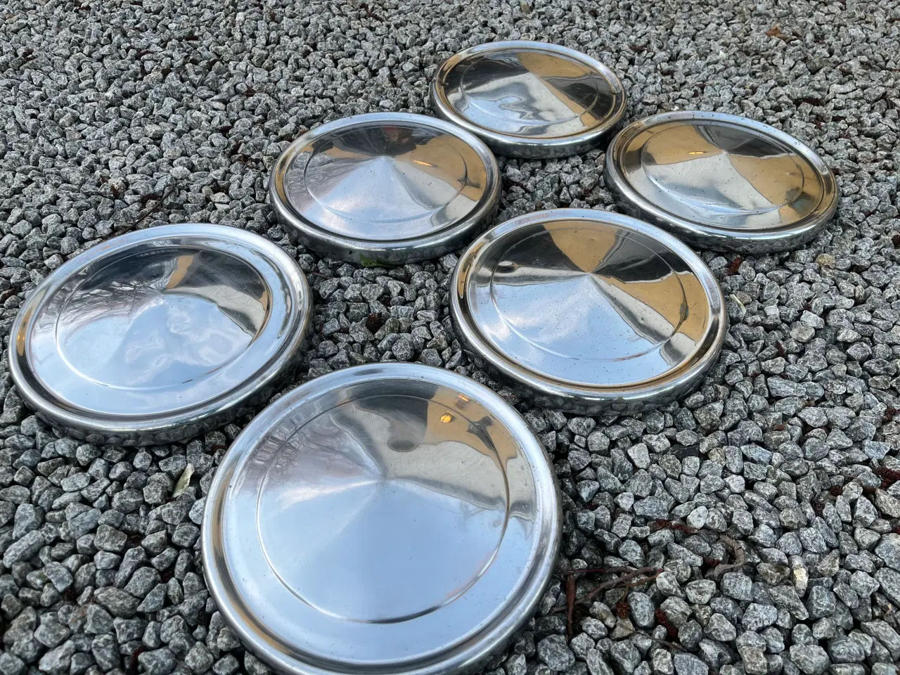 Billede 2 - Hjulkapsler til veteranbil