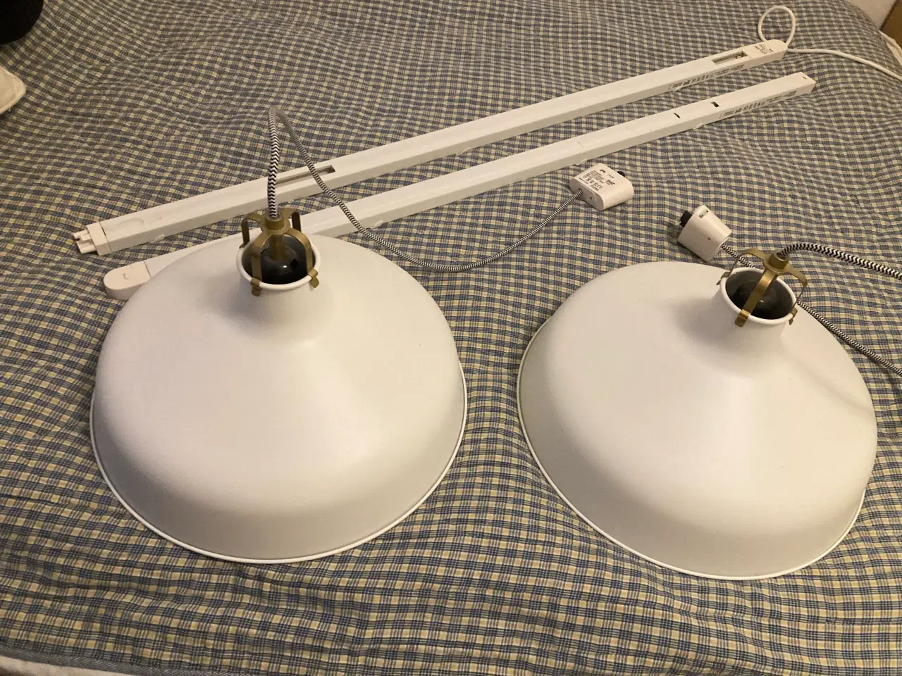 Billede 1 - Lamper fra Ikea med loftsskinne