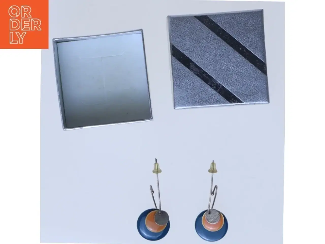 Billede 1 - Øreringe i gaveæske (str. 4,5 cm)