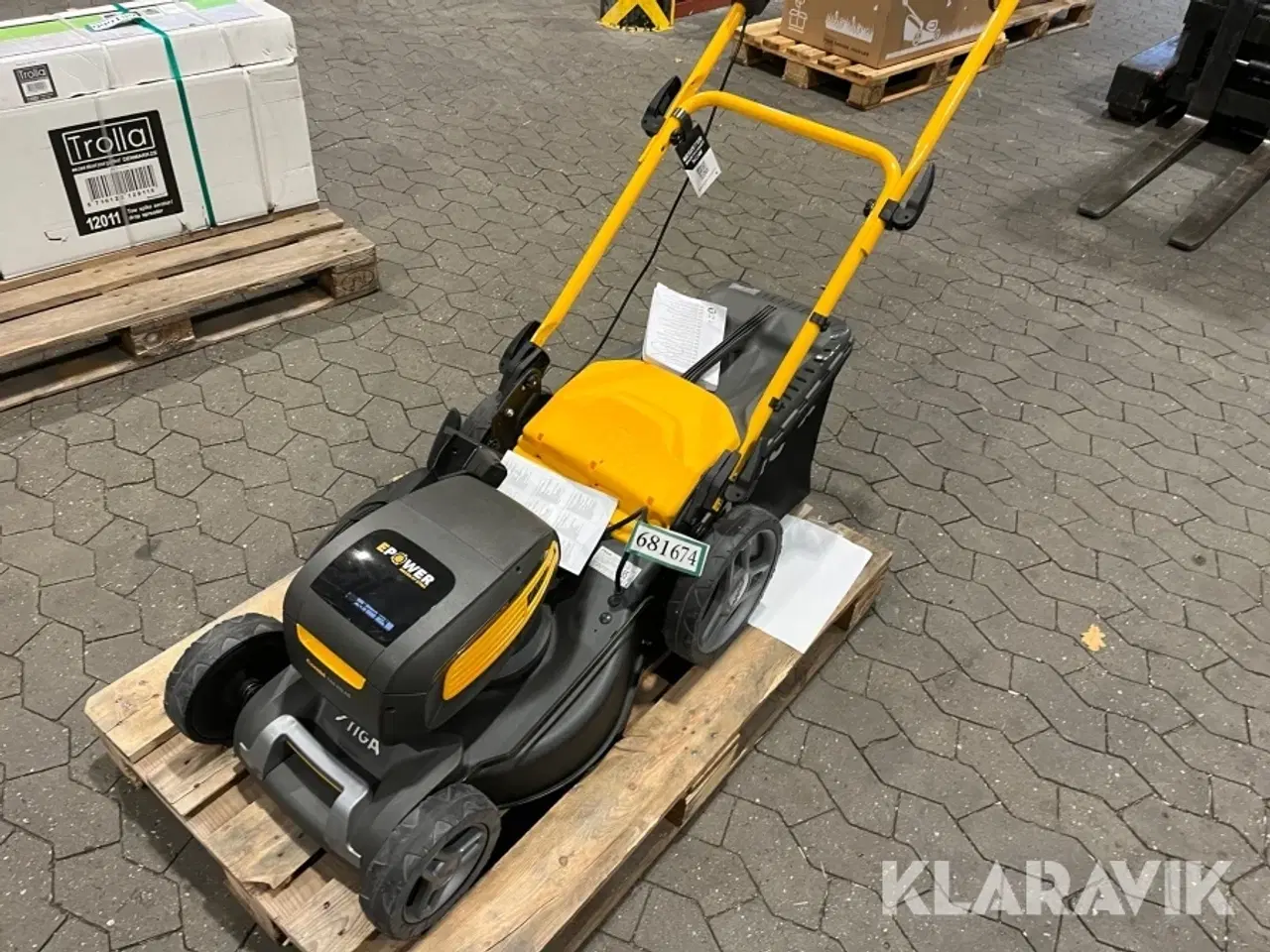 Billede 1 - Græsslåmaskine STIGA COMBI 748 SQ AE