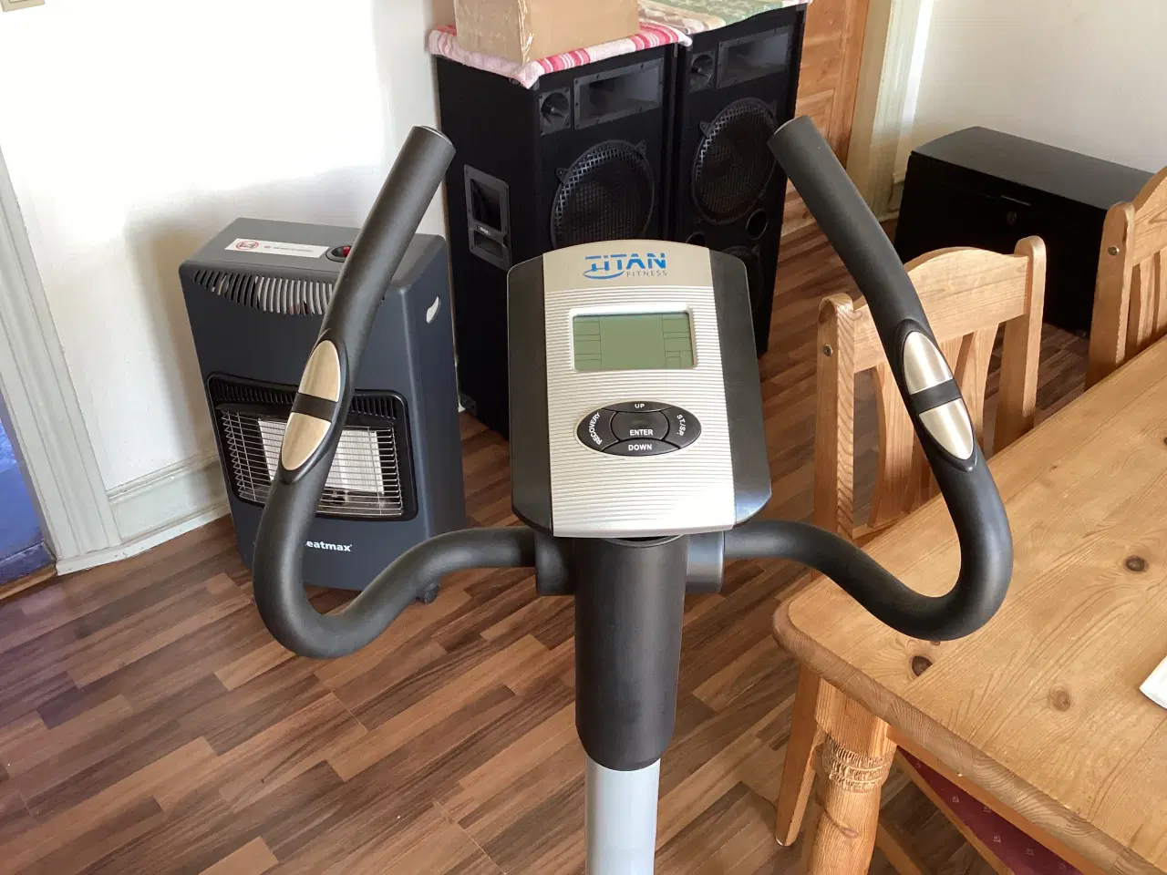 Billede 2 - Titan Fitness Motionscykel 