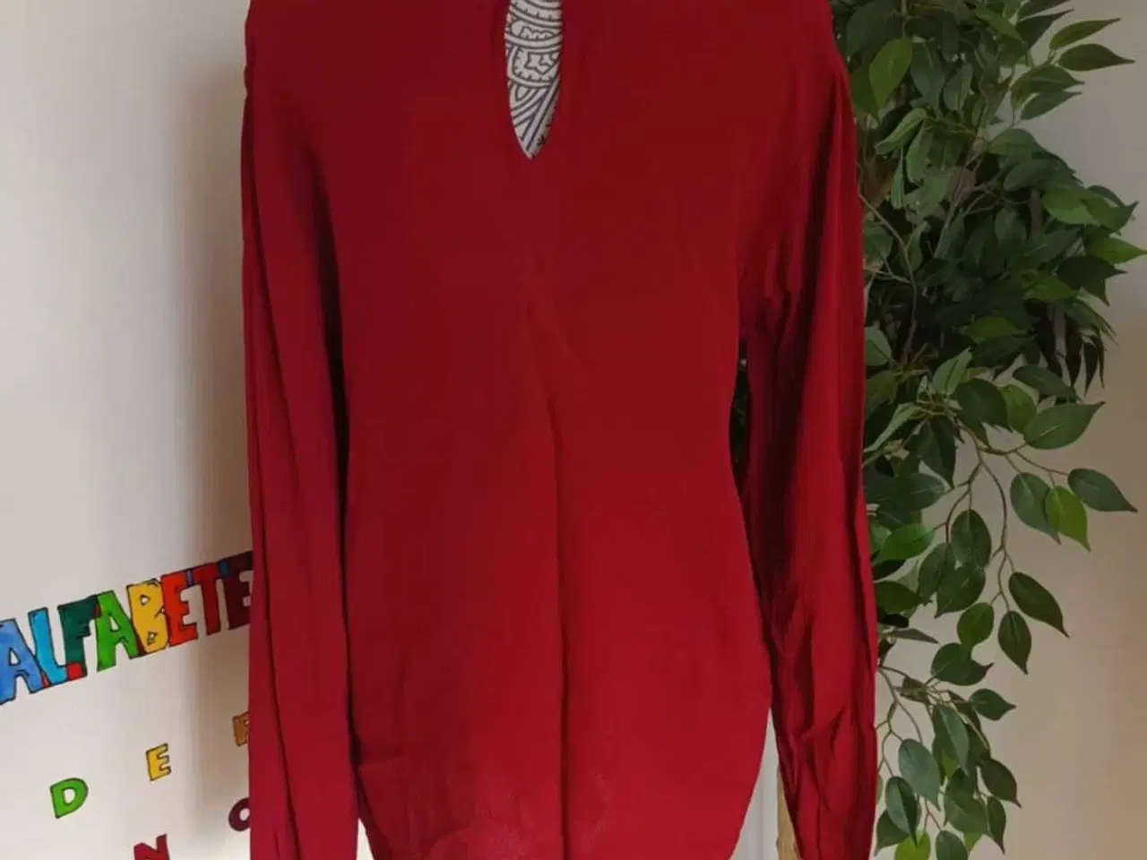 Billede 6 - Bluse. Kaffe. Medium/38
