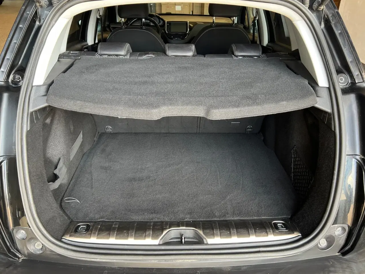 Billede 17 - Peugeot 2008 1,6 BlueHDi 100 Allure Sky