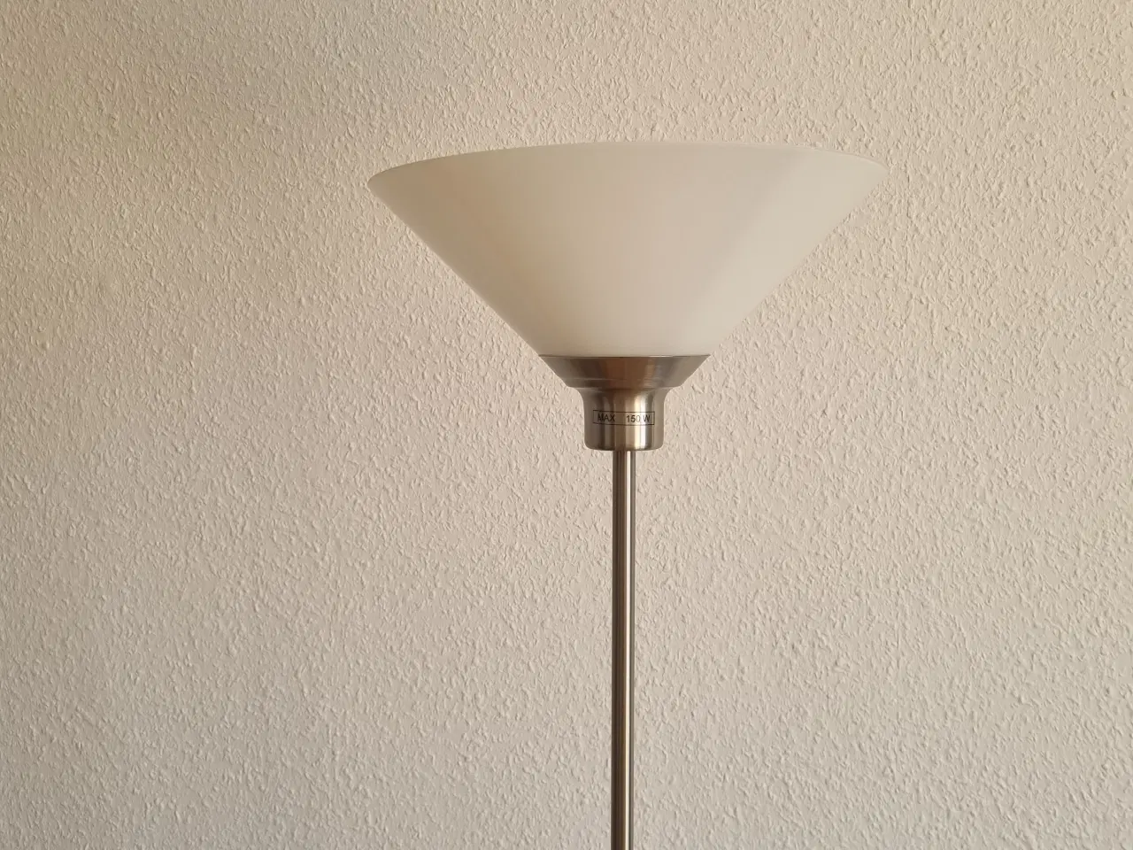 Billede 2 - Gulvlampe og bordlampe 