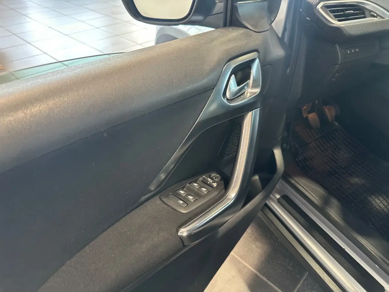 Billede 8 - Peugeot 2008 1,6 BlueHDi 100 Desire Sky
