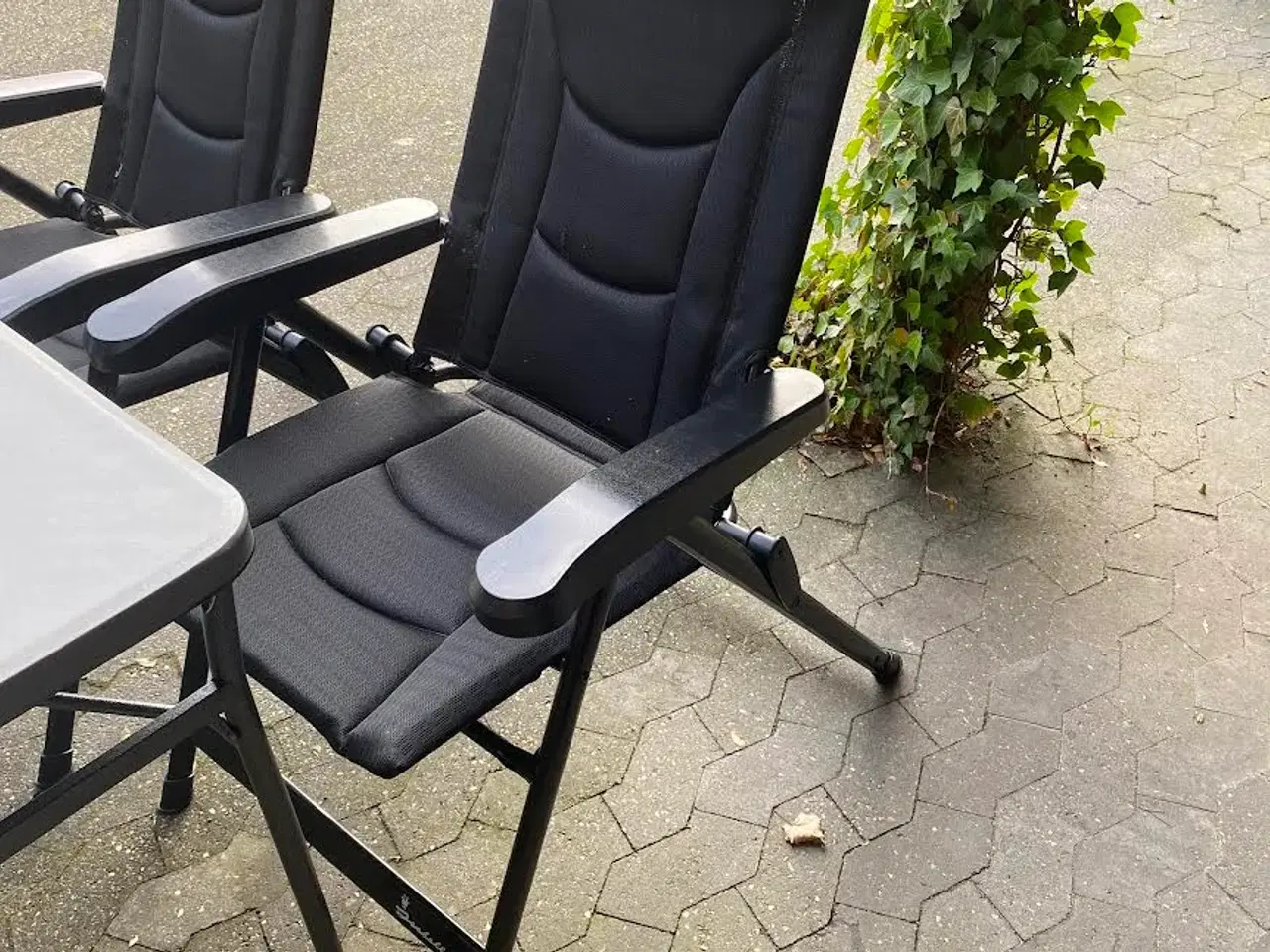 Billede 3 - bord/stole sælges, 1200 kr