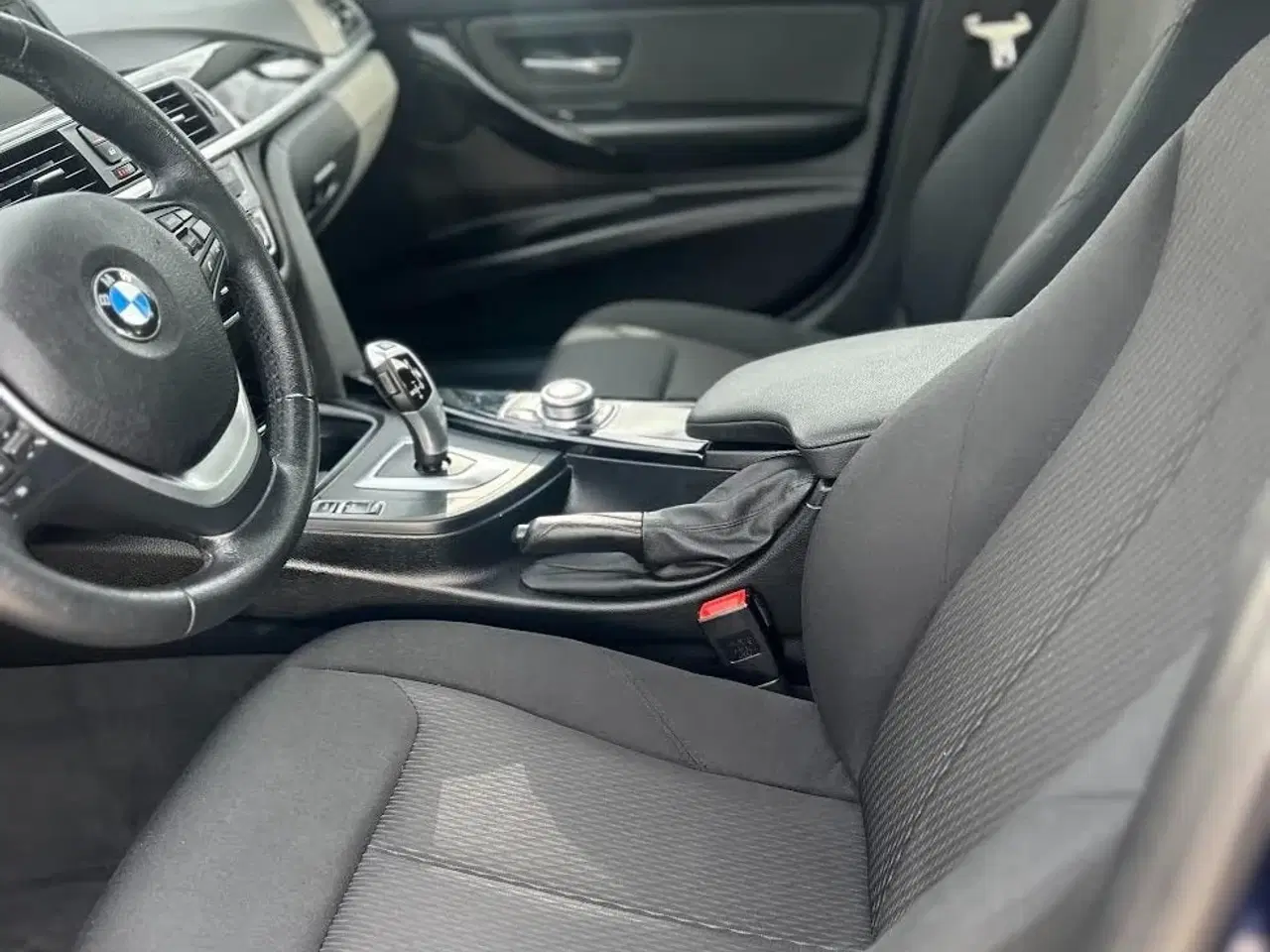 Billede 7 - BMW 320d 2,0 Touring Connected aut.