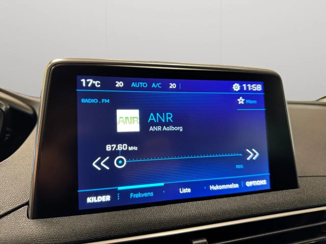 Billede 7 - Peugeot 5008 1,2 e-THP 130 Allure EAT6 7prs