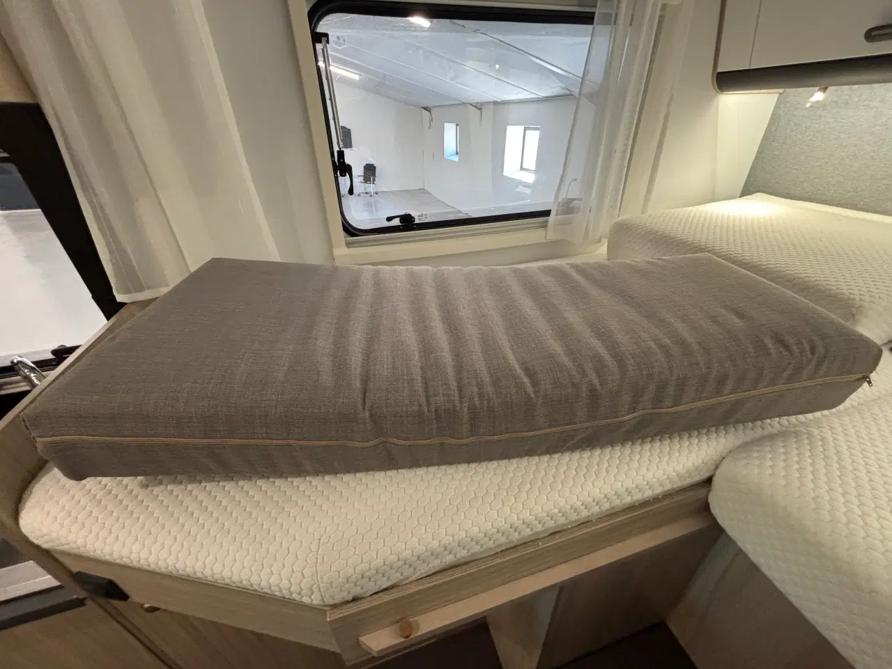 Billede 11 - Autocamper til salg - Sun Living S65 SL