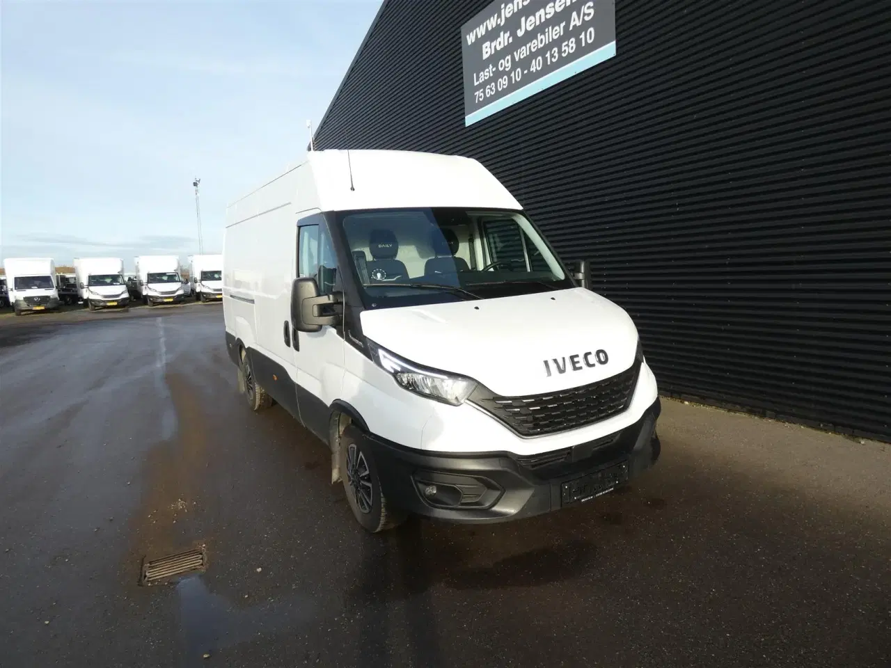 Billede 2 - Iveco Daily 35S16 12m2 2,3 D Hi-Matic 156HK Ladv./Chas. Aut.