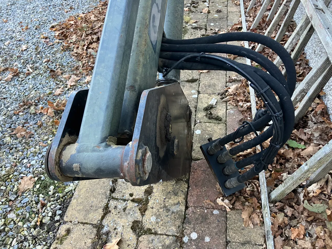 Billede 2 - ÅLØ Quicke 675 med beslag til case mx110