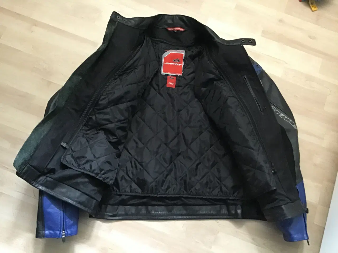 Billede 2 - Spyke mc læder jakke srt 56 sælges