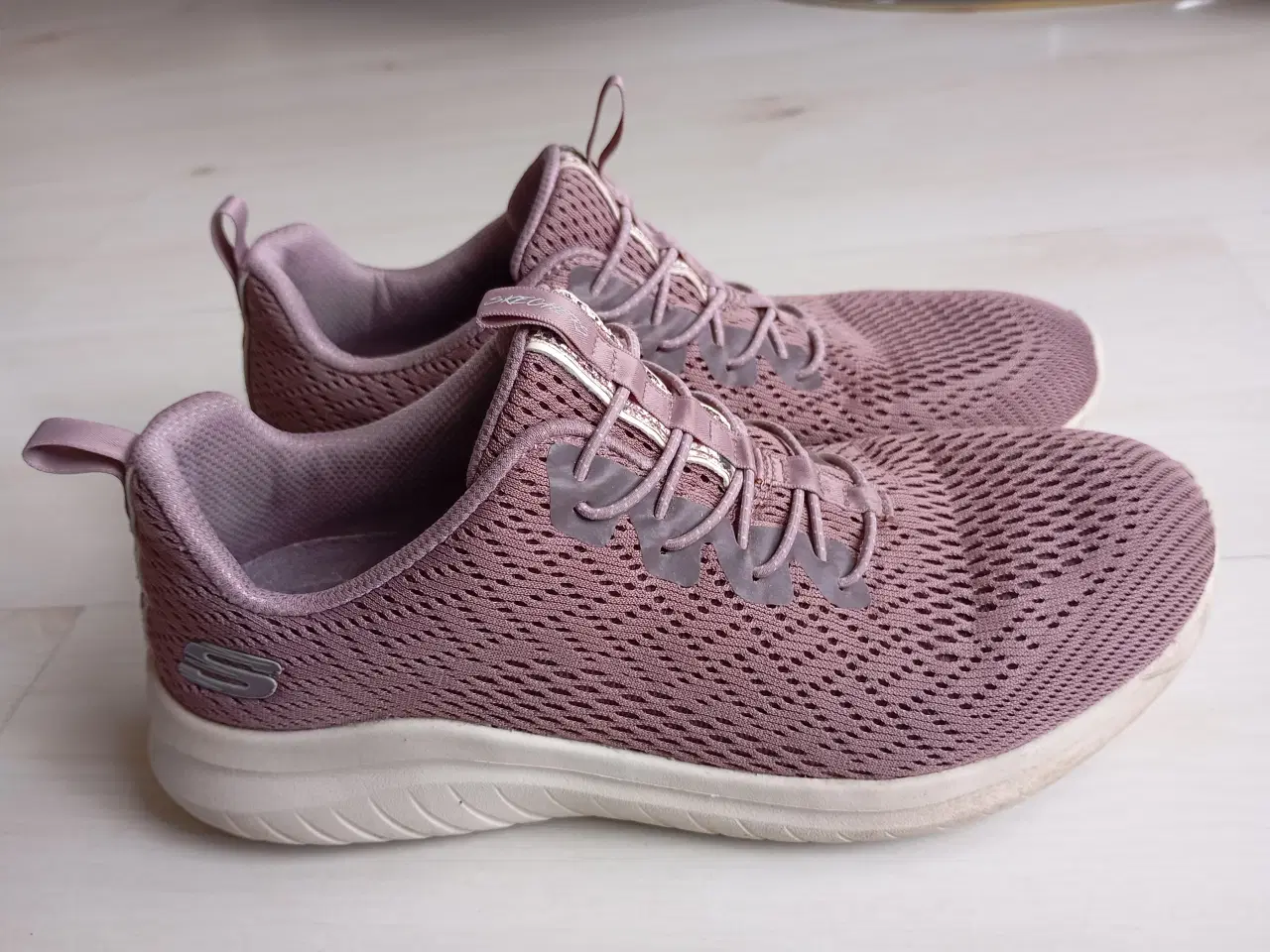 Billede 1 - Skechers sneakers. Rosa