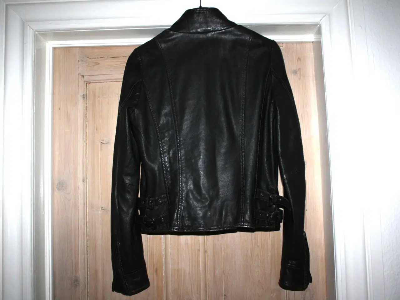 Billede 5 - Læder jakke str. 36