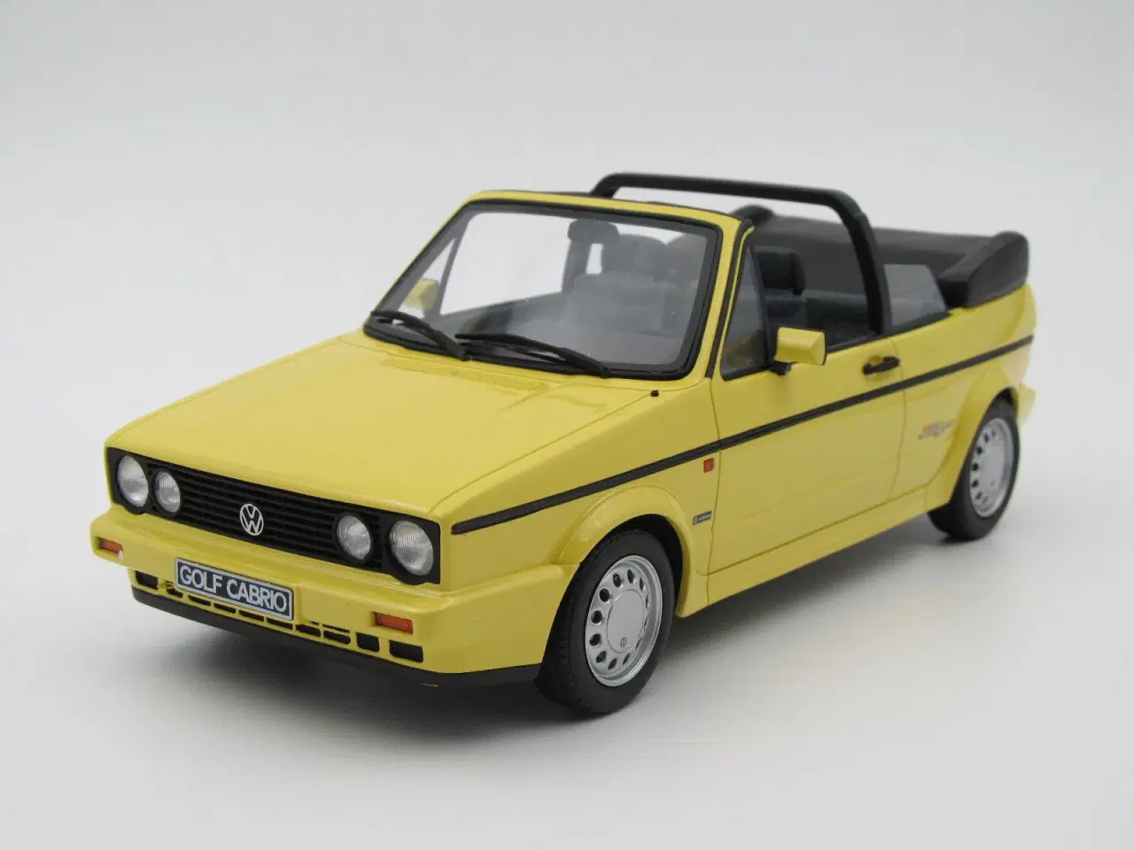 Billede 1 - 1991 VW Golf I Cabriolet Young Line 1:18 